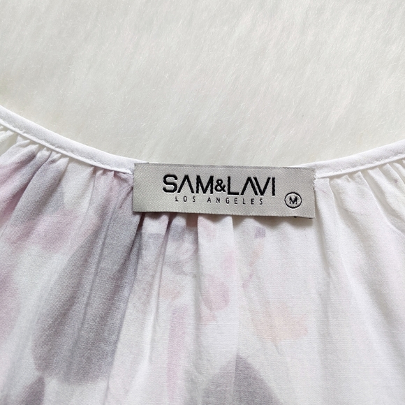 Sam & Lavi Floral Blossom Print Button Up Blouse Top M - Picture 3 of 11